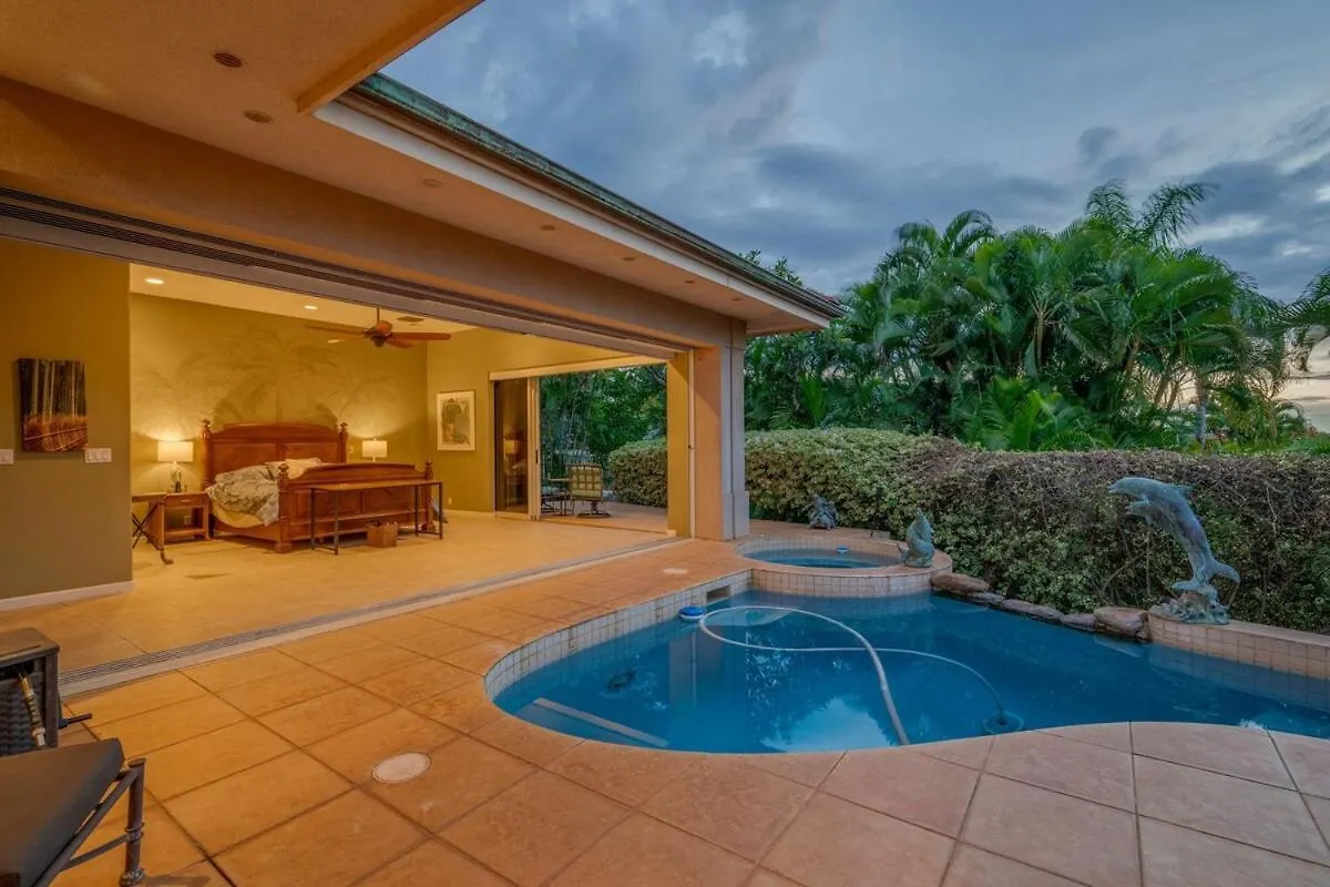 Private Escape With Open Layout Pool And 3King Beds ワイレア