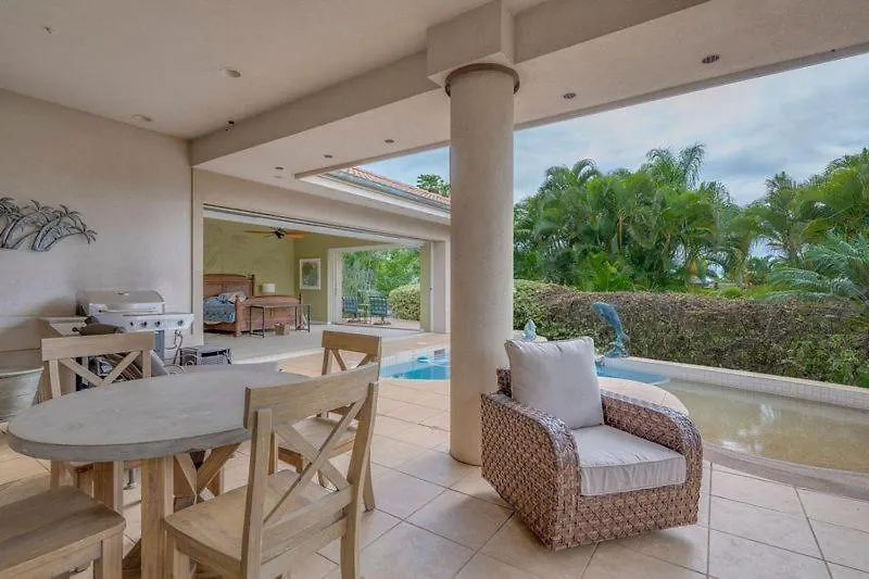 別荘 Private Escape With Open Layout Pool And 3King Beds ワイレア 米国